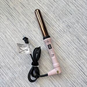 L'ange Hair Ondulé Titanium Curling Wand 1.25 Inch